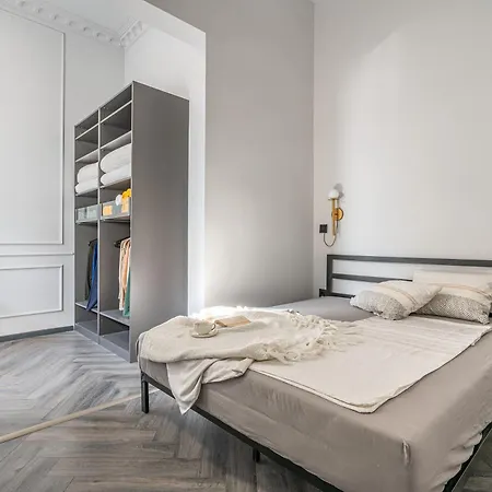 Apartment Deluxe N' Industrial 3bedrm In The Center Budapest