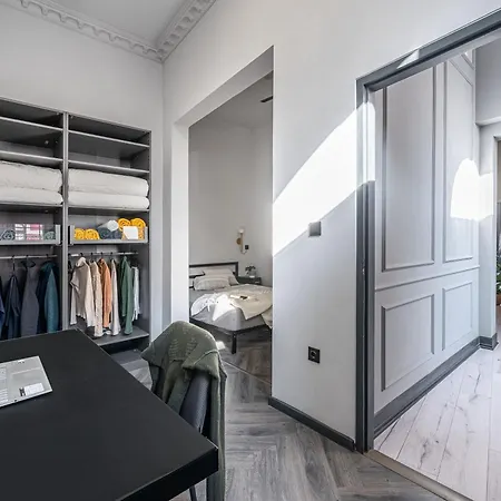 Apartament Deluxe N' Industrial 3bedrm In The Center *